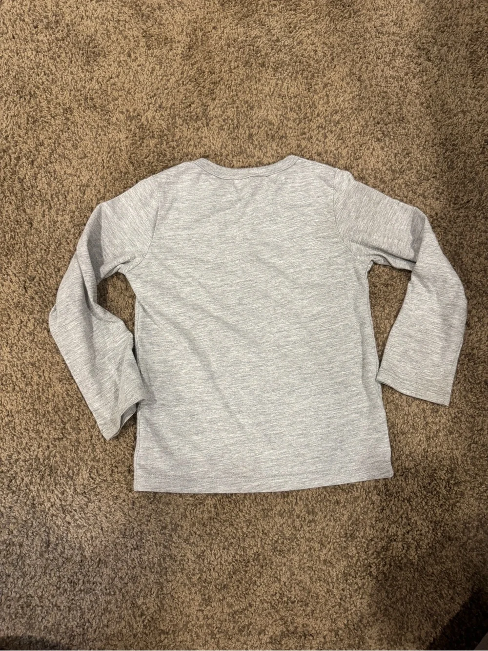 The children’s place long sleeve Grey T-shirt—3T—unisex